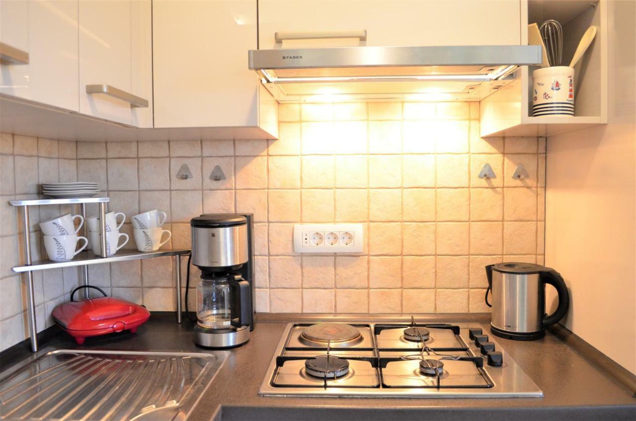 Jasmina Apartment Hum Buitenkant foto